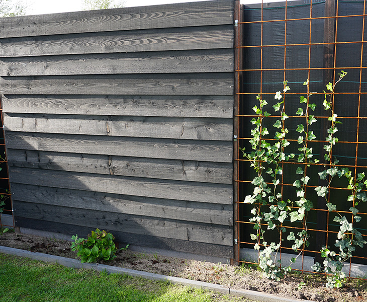 zwarte schutting
